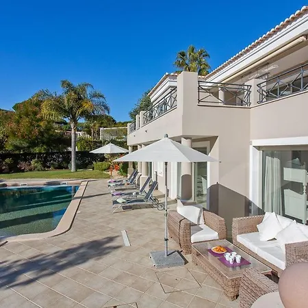 Sleeps 10 Pool Air Con T479908 * Vale do Lobo