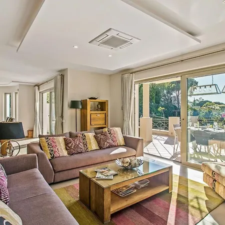 Sleeps 10 Pool Air Con T479908 *