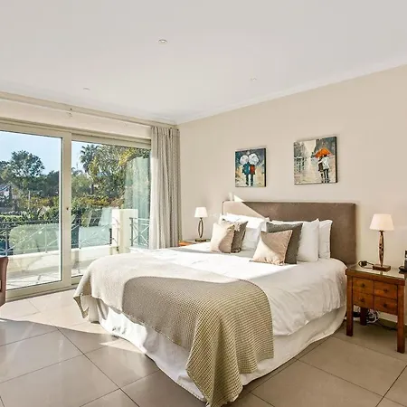 Sleeps 10 Pool Air Con T479908